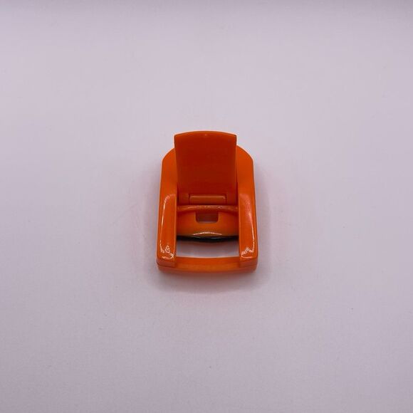 Iconikal Travel Size Orange Eyelash Curler - Picture 1 of 6
